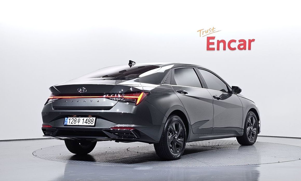 Hyundai AVANTE 2022
