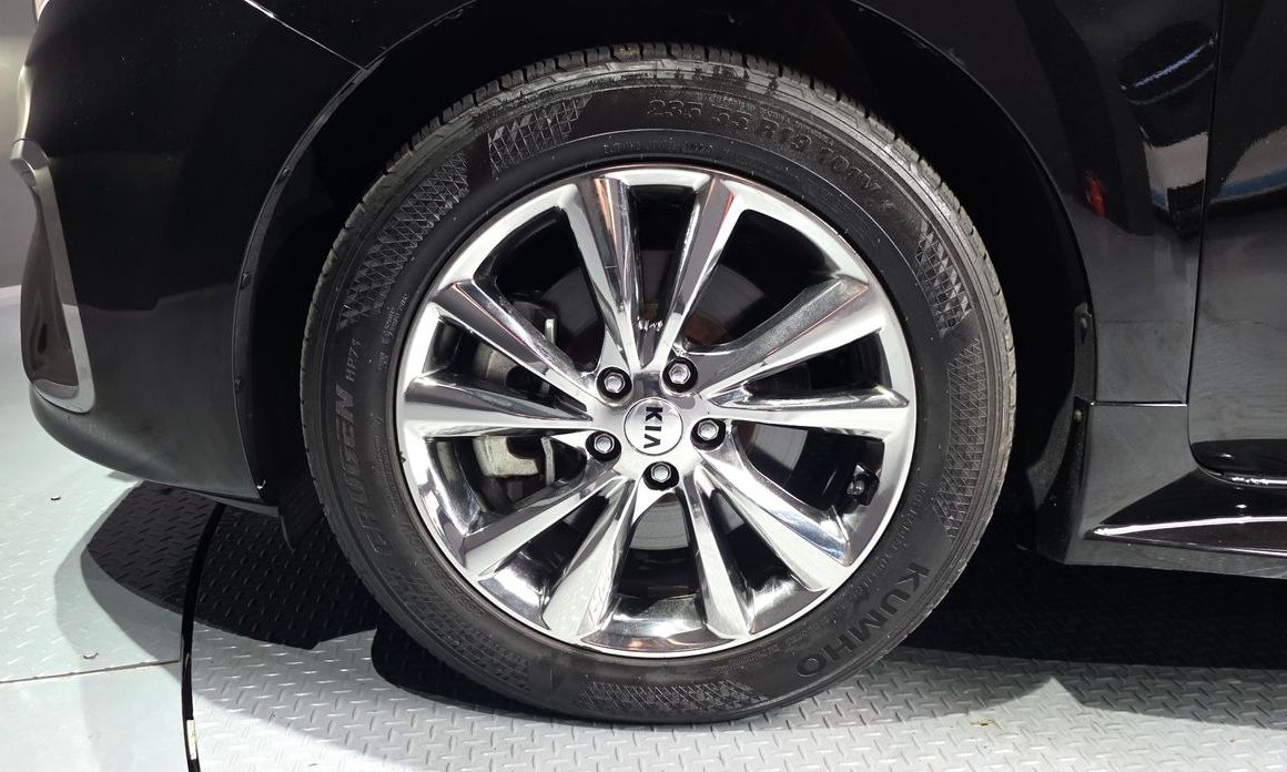 Kia Canival 2019