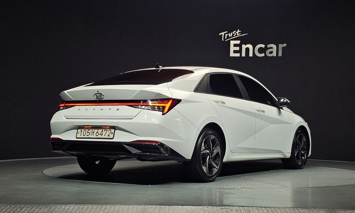 Hyundai AVANTE 2021