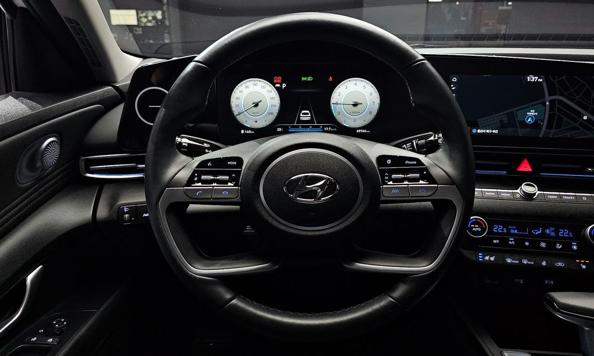 Hyundai AVANTE 2021