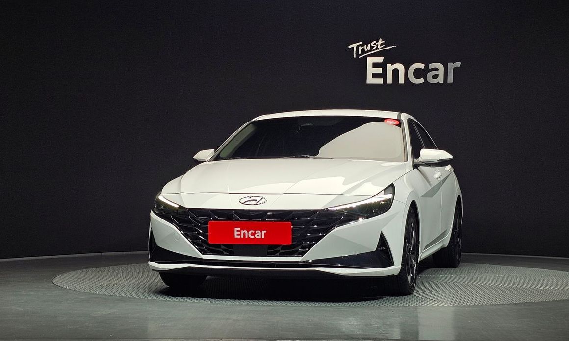 Hyundai AVANTE 2021