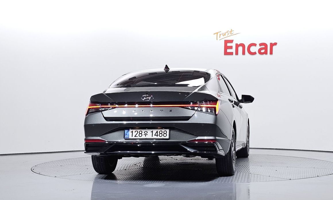 Hyundai AVANTE 2022