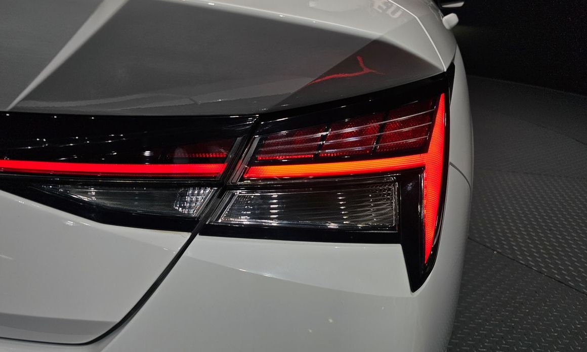 Hyundai AVANTE 2021