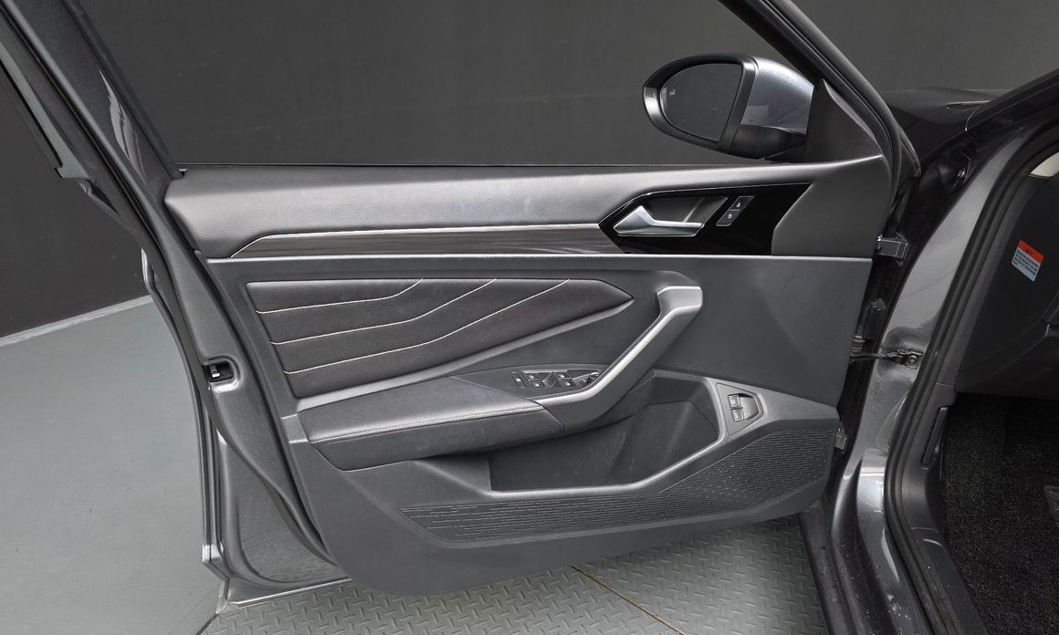Volkswagen Jetta 2023