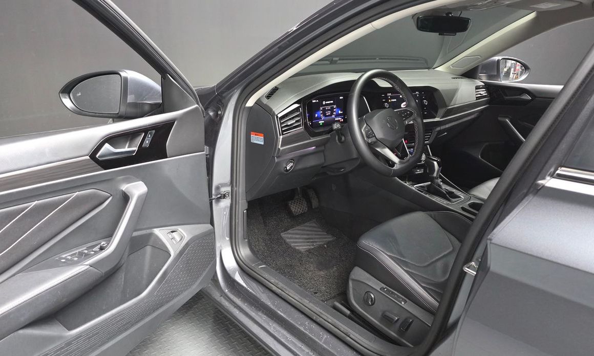 Volkswagen Jetta 2023