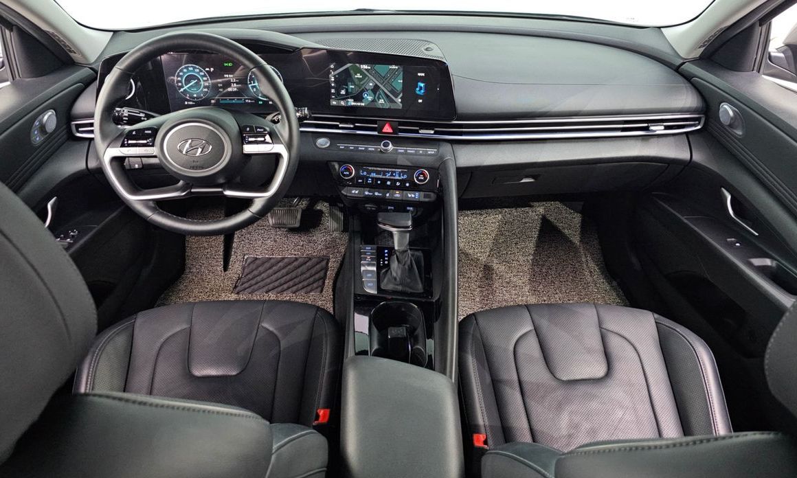 Hyundai AVANTE 2021