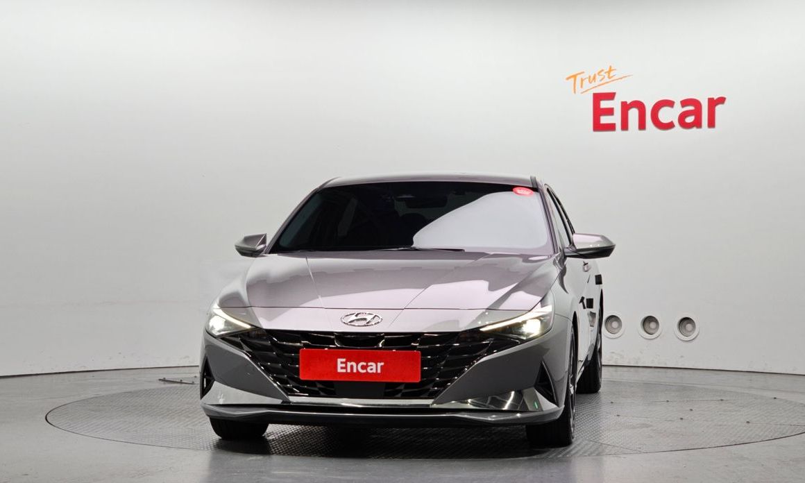 Hyundai AVANTE 2021