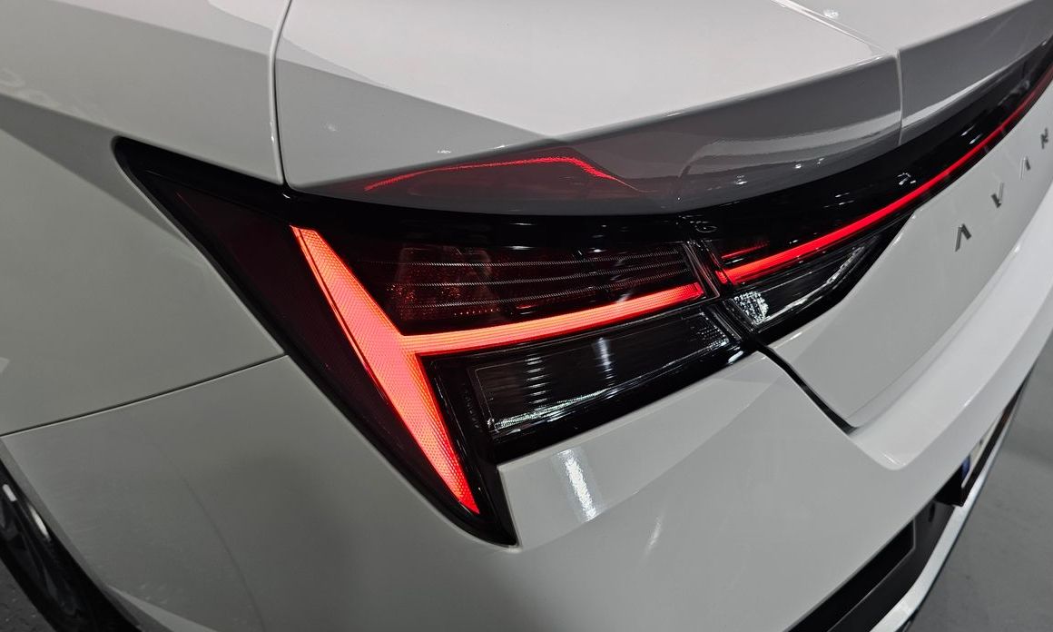 Hyundai AVANTE 2024