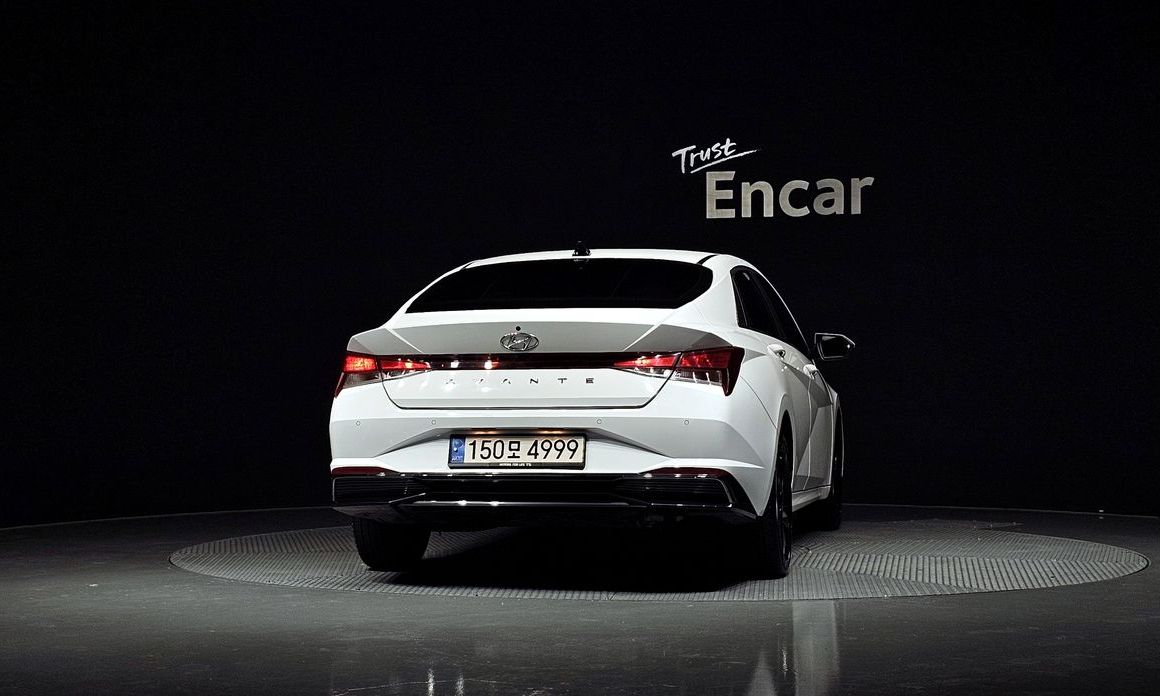 Hyundai AVANTE 2023