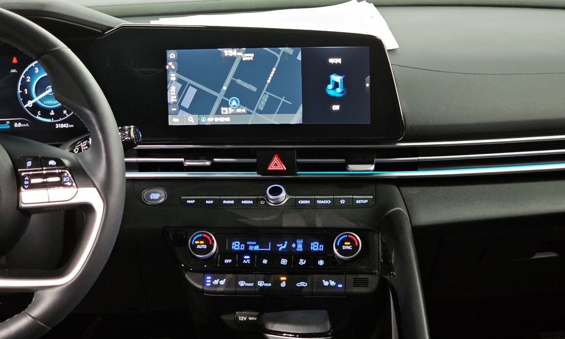 Hyundai AVANTE 2024