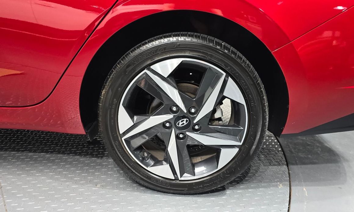 Hyundai AVANTE 2022