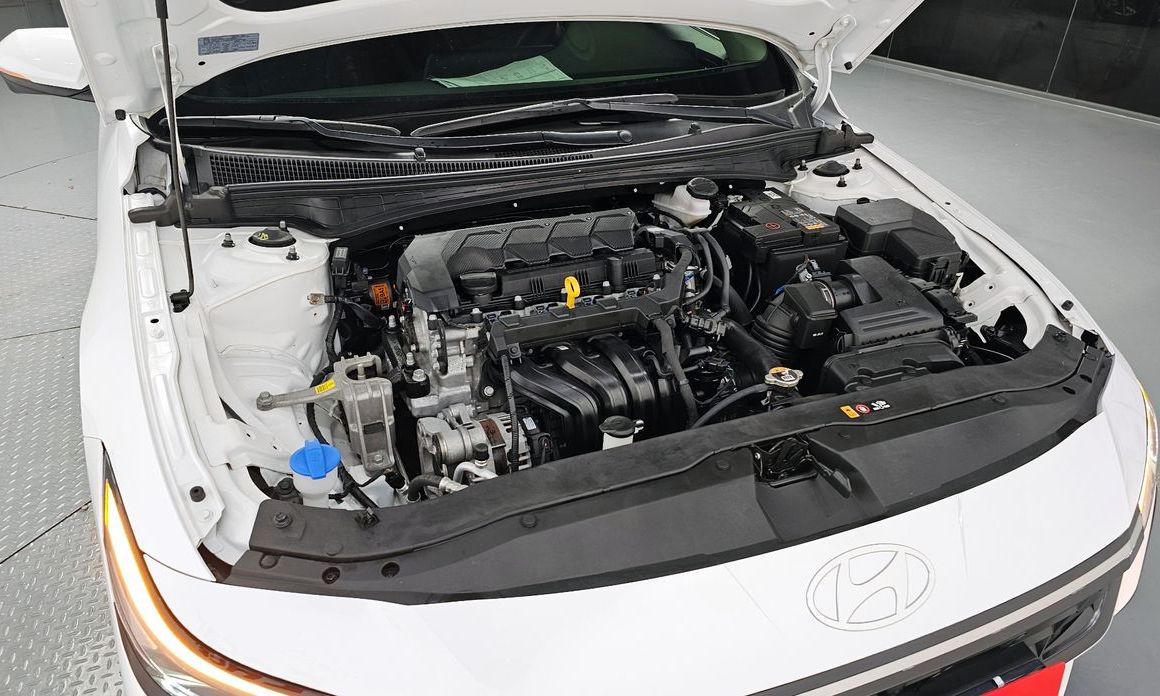 Hyundai AVANTE 2024