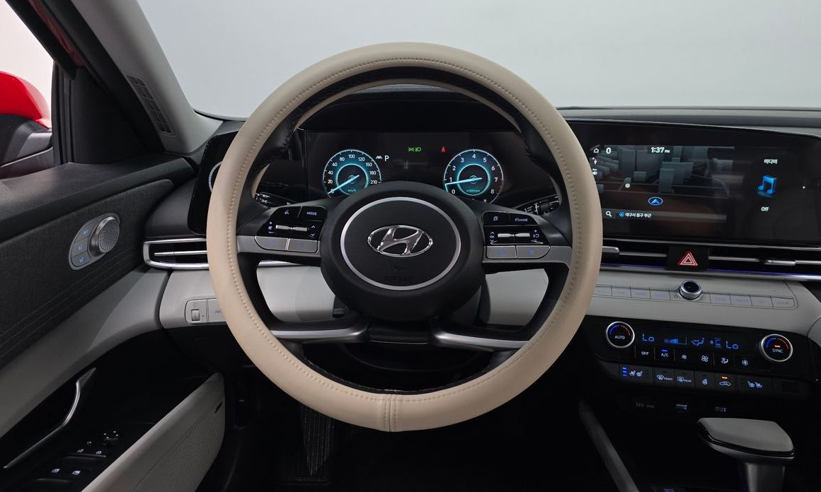 Hyundai AVANTE 2022