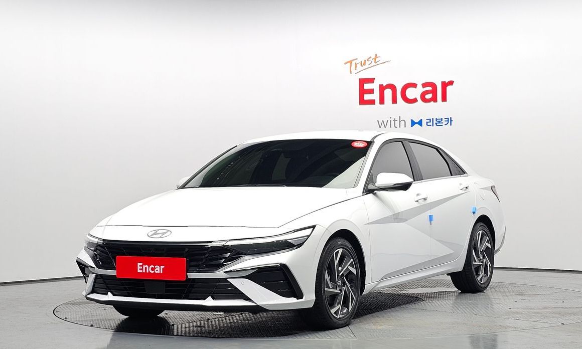 Hyundai AVANTE 2024