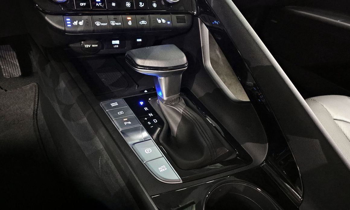Hyundai AVANTE 2024