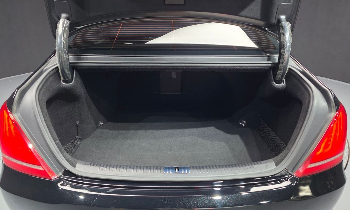 Genesis EQ900 2017