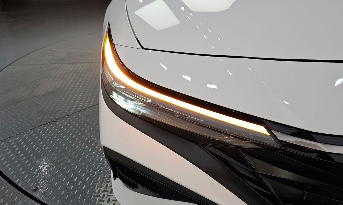 Hyundai AVANTE 2024