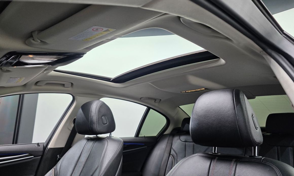 BMW 5-Series 2019