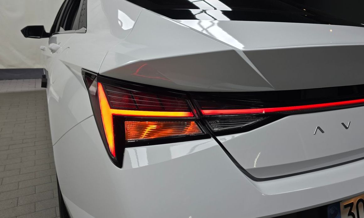 Hyundai AVANTE 2024