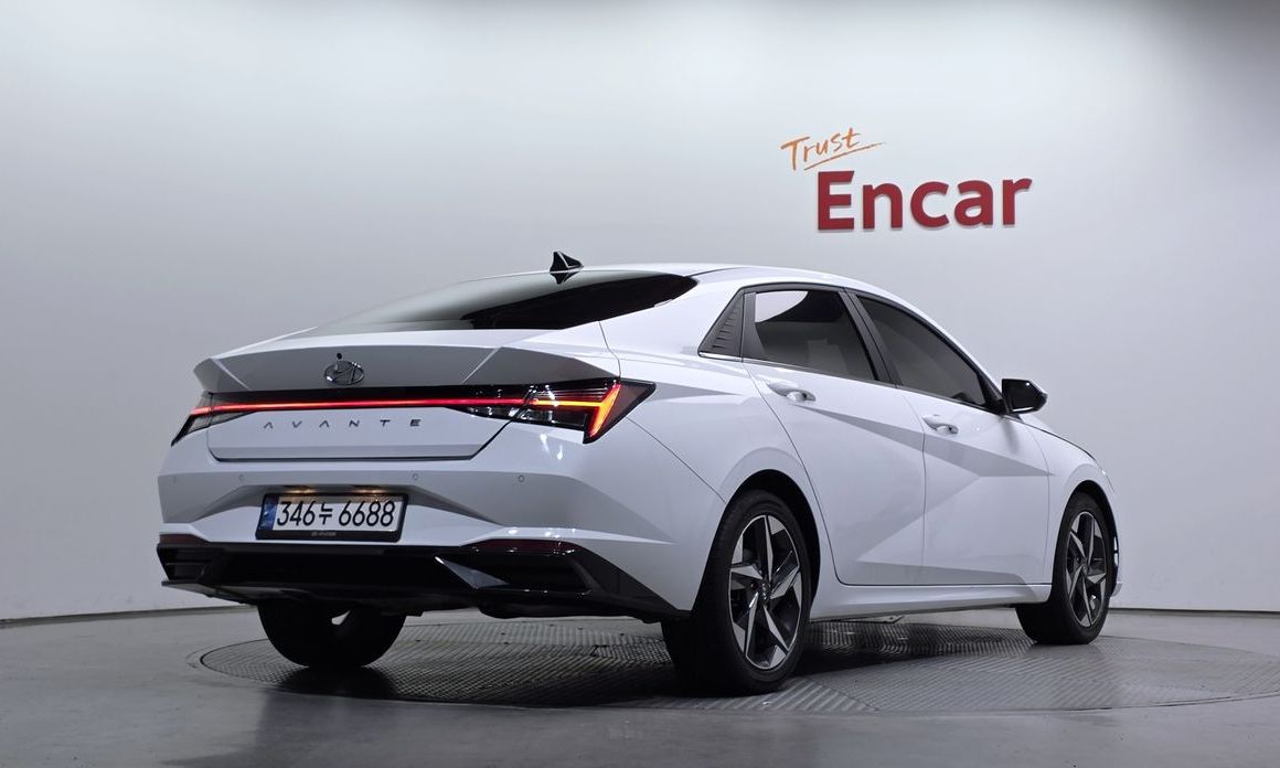 Hyundai AVANTE 2022