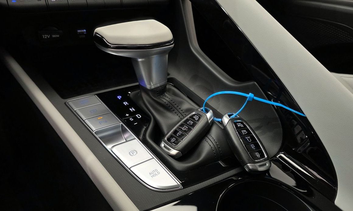 Hyundai AVANTE 2022