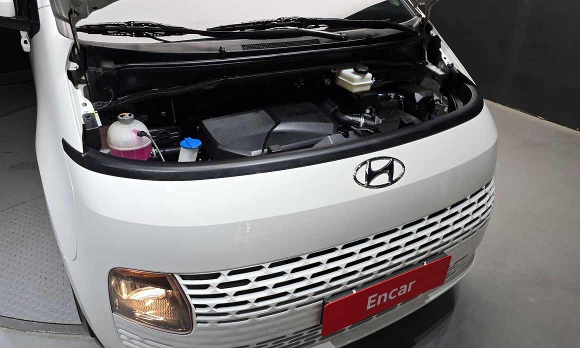 Hyundai Staria 2022