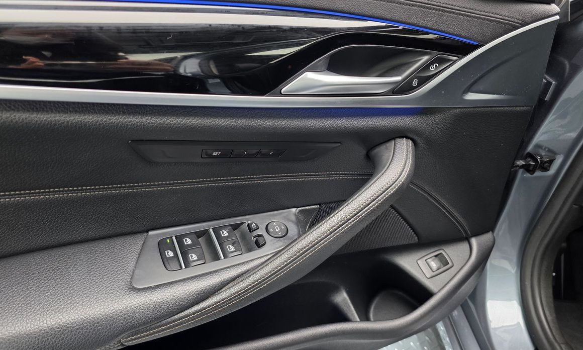 BMW 5-Series 2019