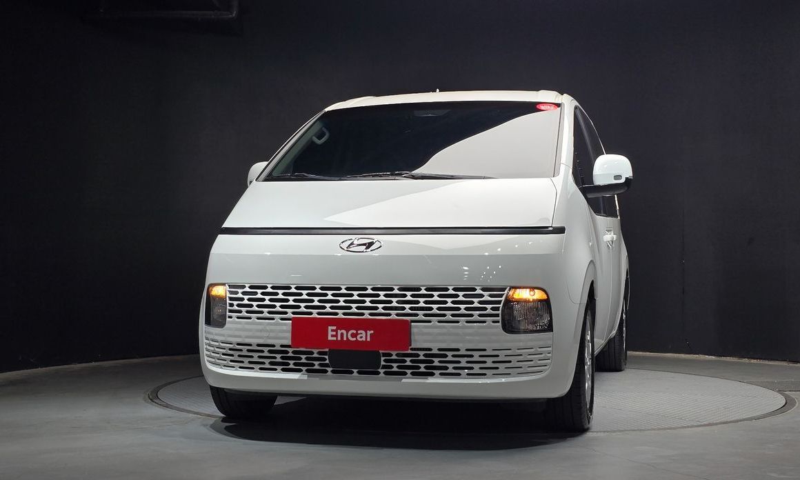 Hyundai Staria 2022