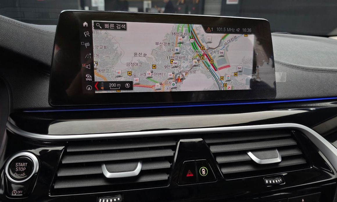BMW 5-Series 2019