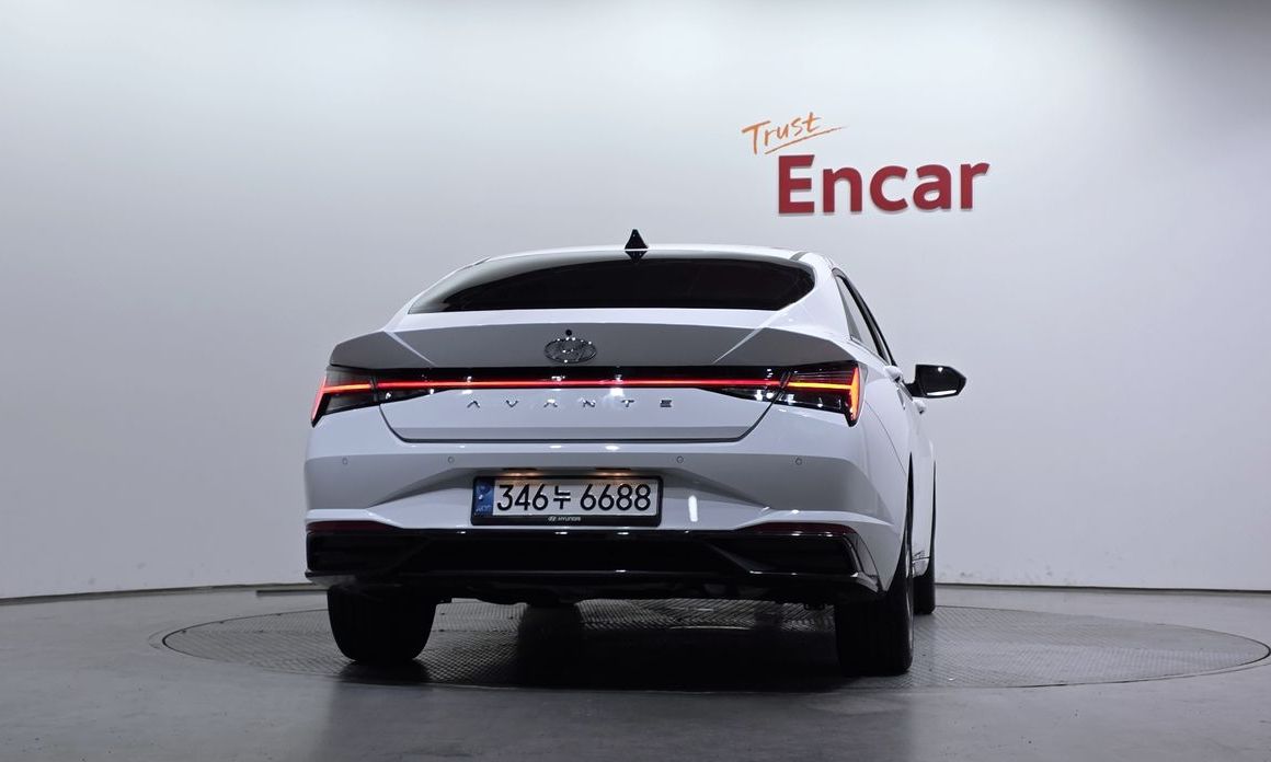 Hyundai AVANTE 2022