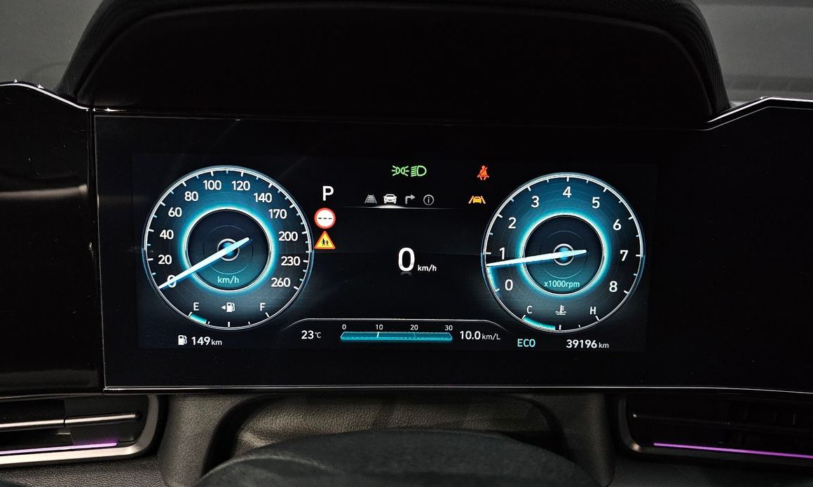 Hyundai AVANTE 2025