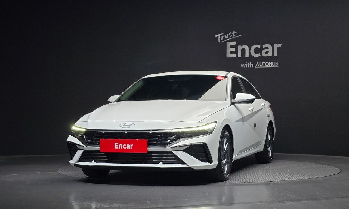 Hyundai AVANTE 2024