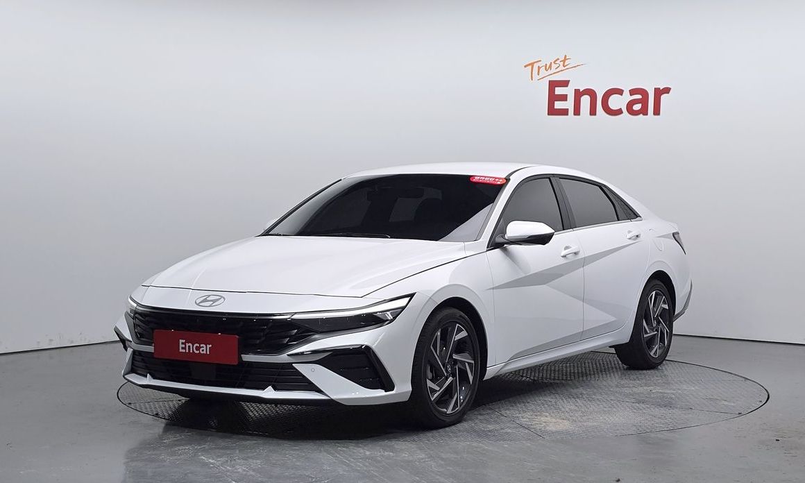 Hyundai AVANTE 2025