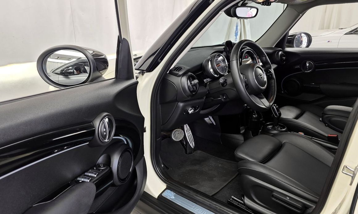 Mini Cooper 2023