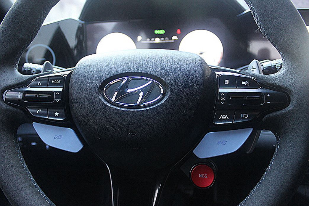 Hyundai AVANTE 2022