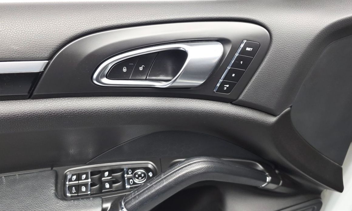 Porsche Cayenne 2014
