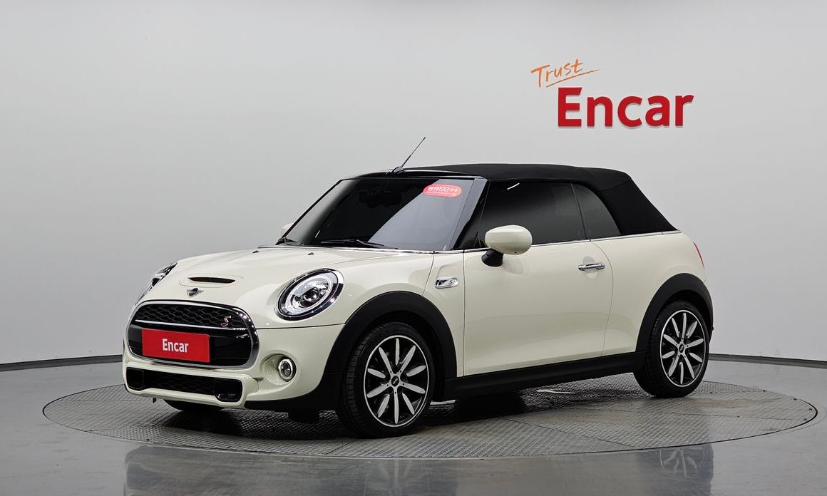 Mini Cooper Convertible 2021