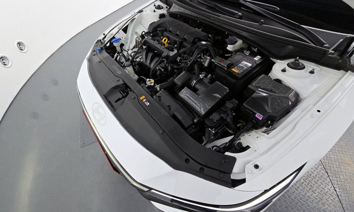 Hyundai AVANTE 2025