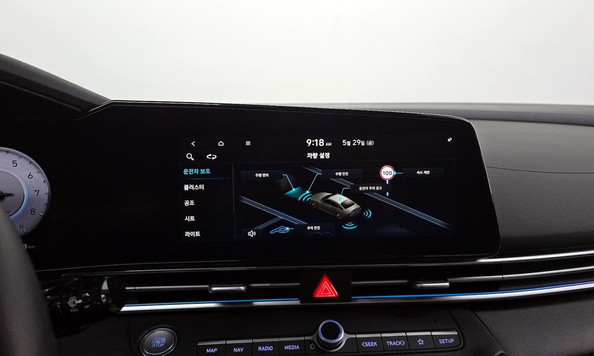 Hyundai AVANTE 2025
