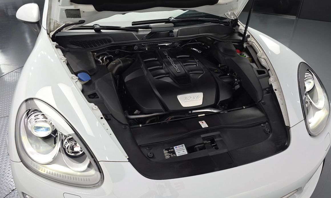 Porsche Cayenne 2014