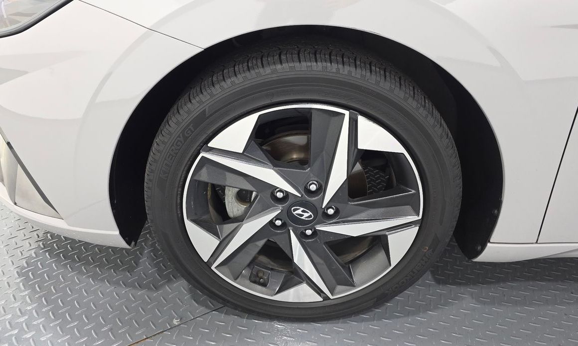 Hyundai AVANTE 2023