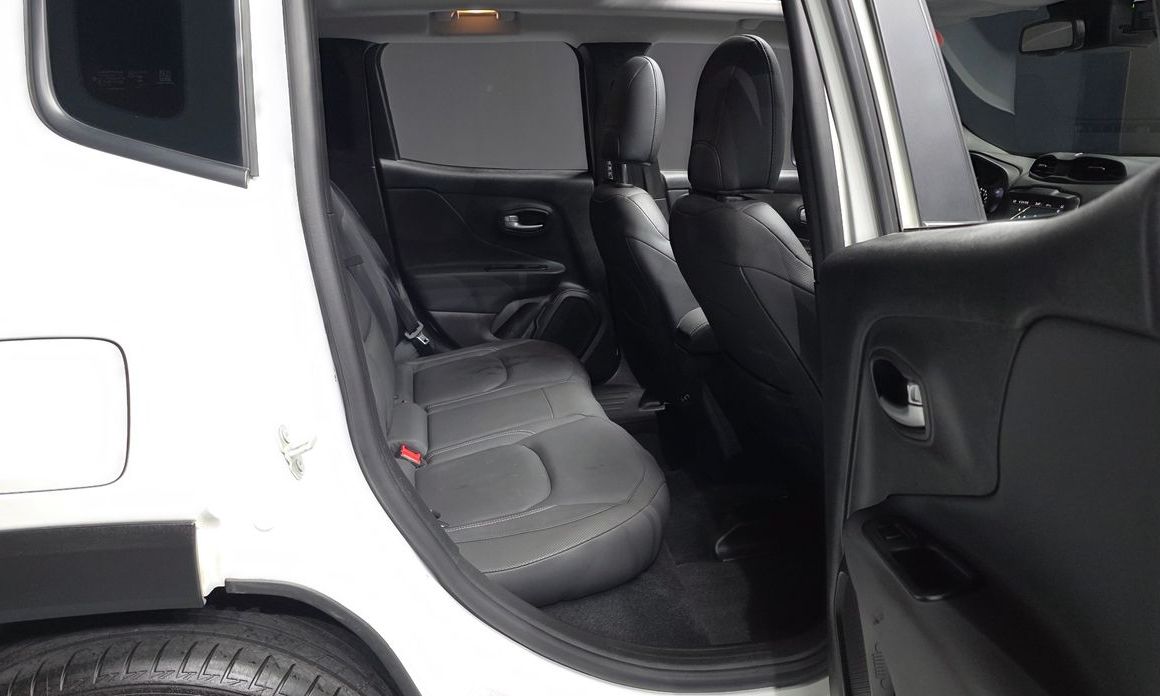 Jeep Renegade 2023