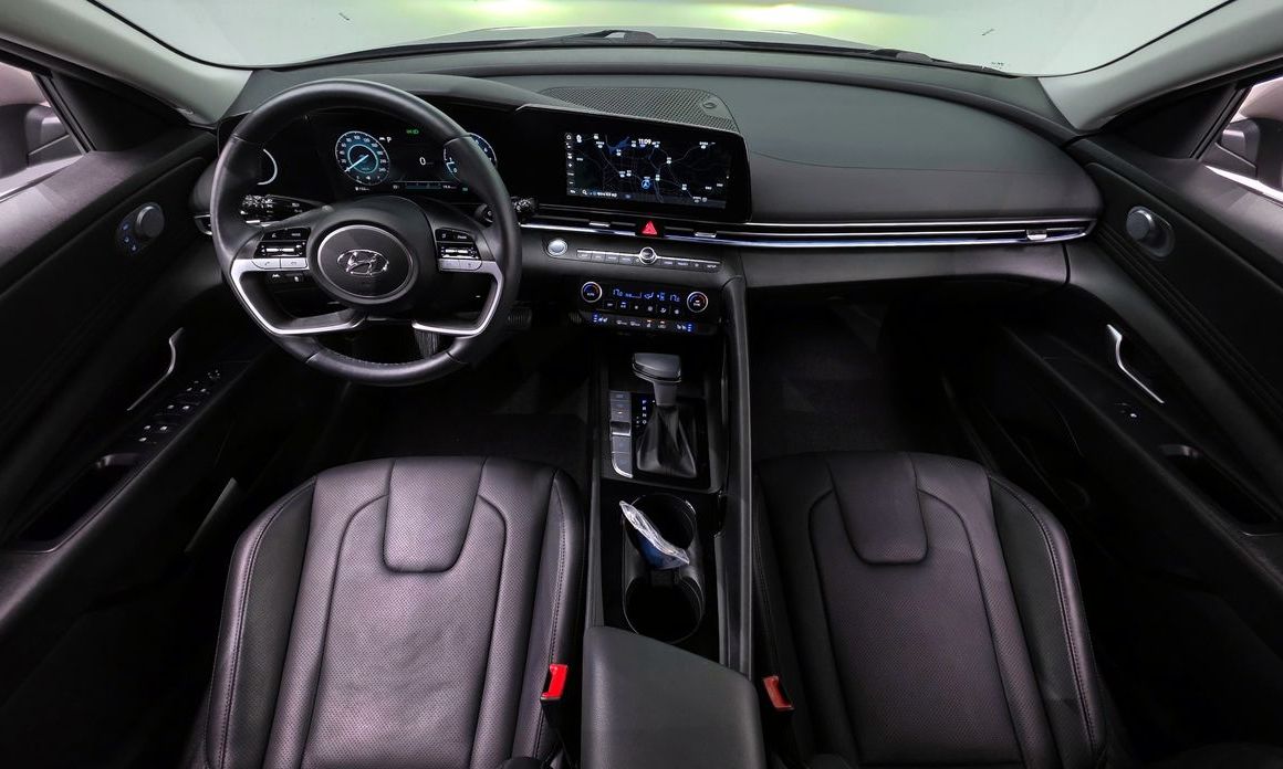 Hyundai AVANTE 2023