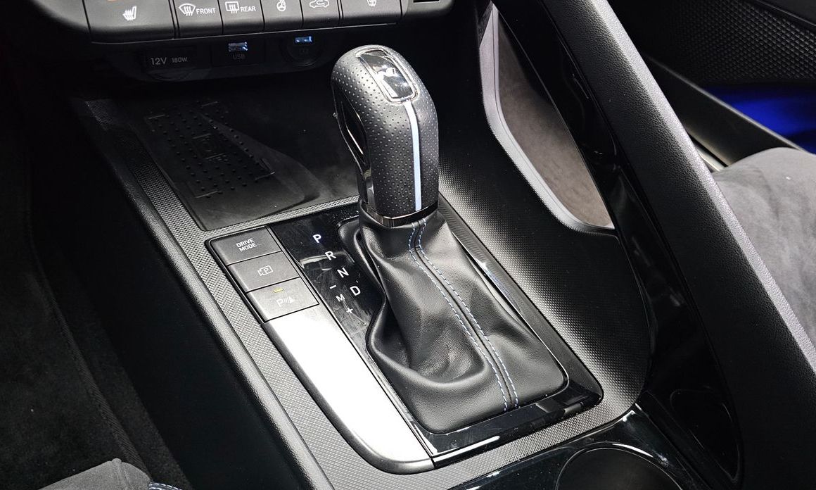 Hyundai AVANTE 2023