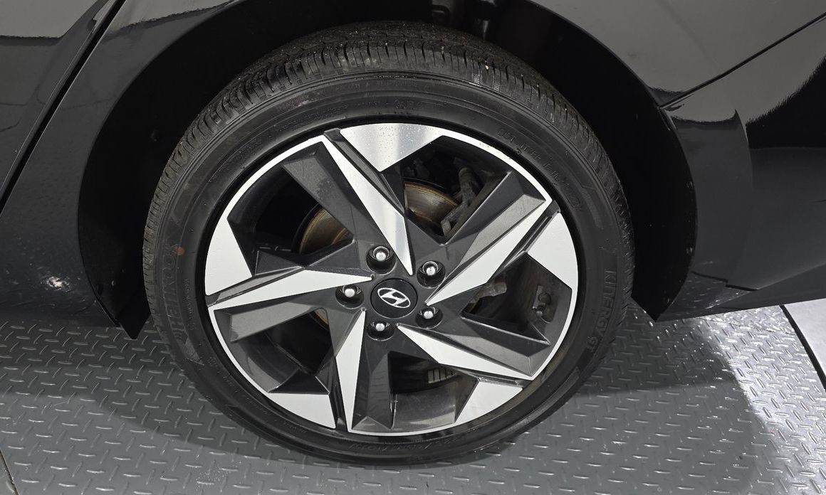 Hyundai AVANTE 2023