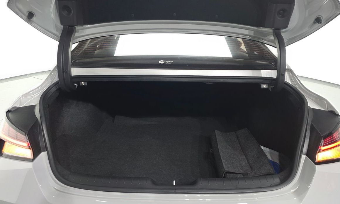 Hyundai AVANTE 2023