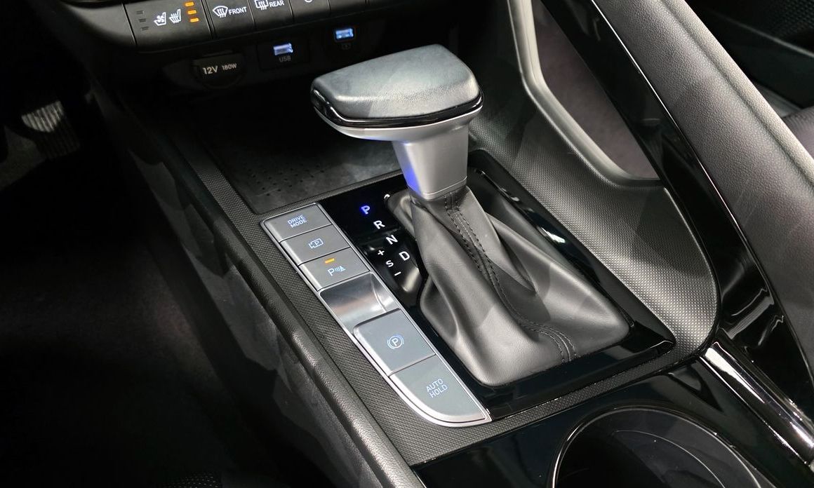 Hyundai AVANTE 2023