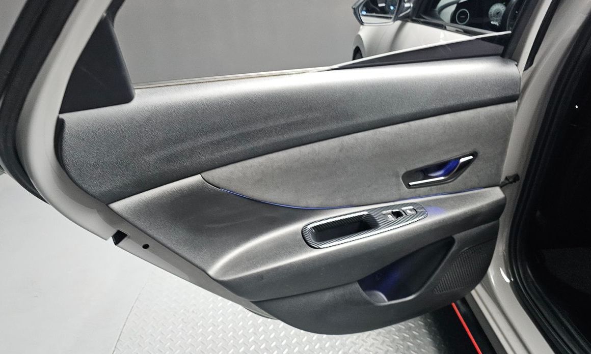 Hyundai AVANTE 2023