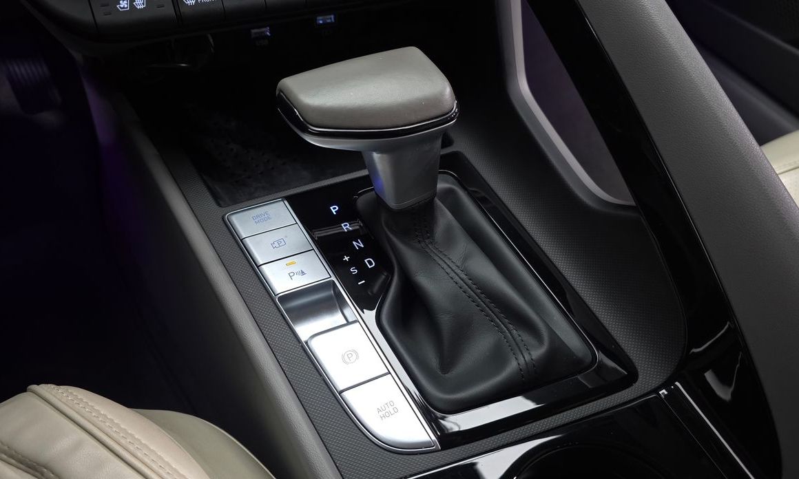 Hyundai AVANTE 2023