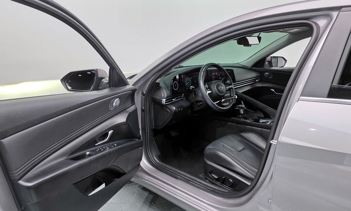 Hyundai AVANTE 2023